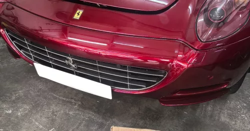 Encore une Ferrari opérationnelle à Hong Kong grâce à Diag-Engine
